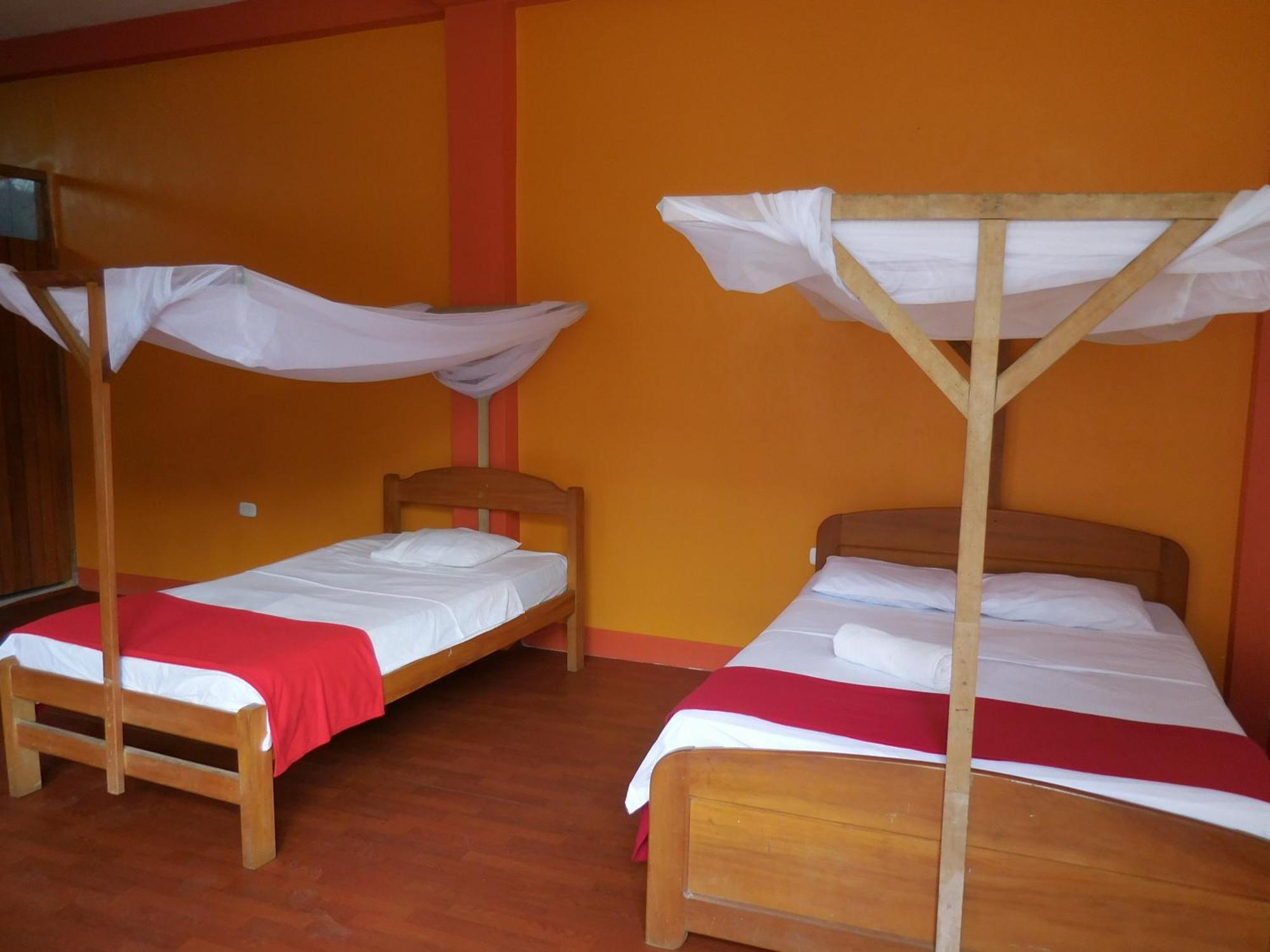 Tambopata Hostel Пуэрто-Мальдонадо Экстерьер фото