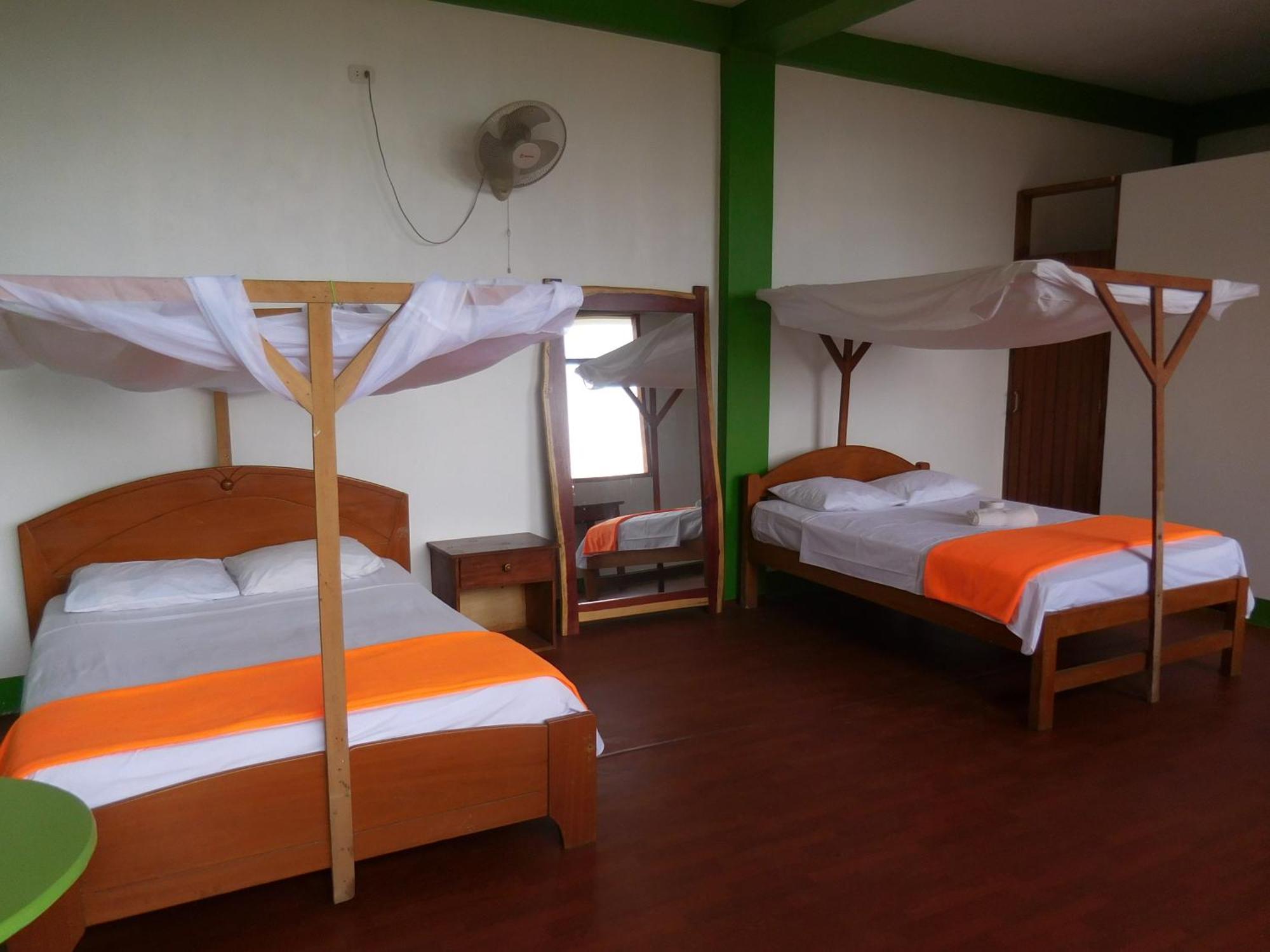 Tambopata Hostel Пуэрто-Мальдонадо Экстерьер фото