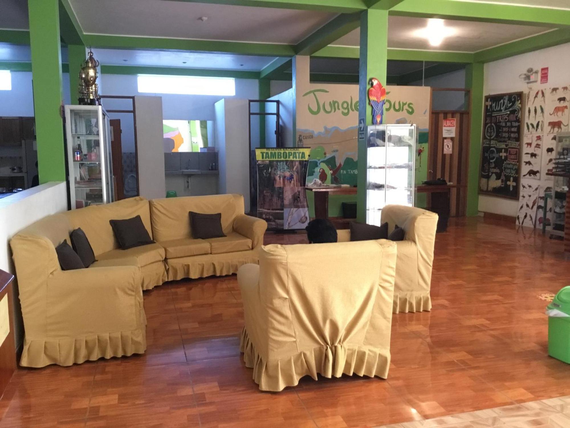 Tambopata Hostel Пуэрто-Мальдонадо Экстерьер фото