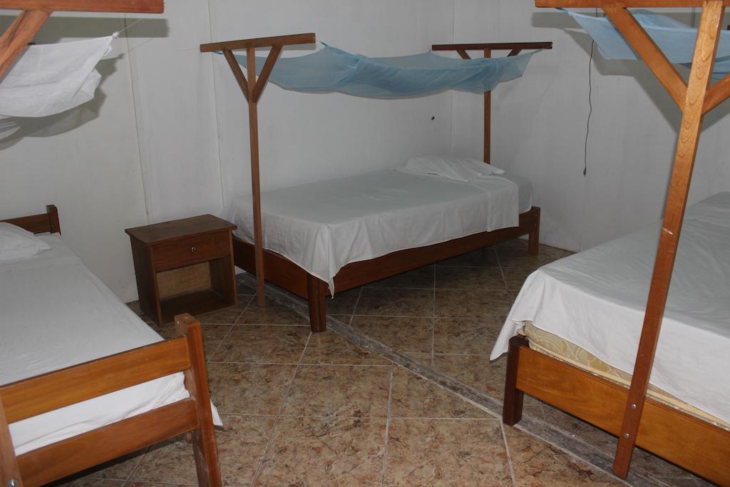 Tambopata Hostel Пуэрто-Мальдонадо Номер фото